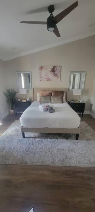 Alluring Luxury Oasis, Modern Comfort & Relaxation Wellington Exterior foto